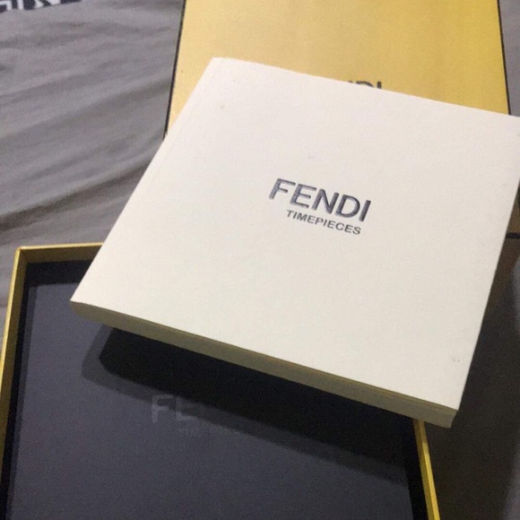 Fendi Watch for Women - Picture 5 of 6